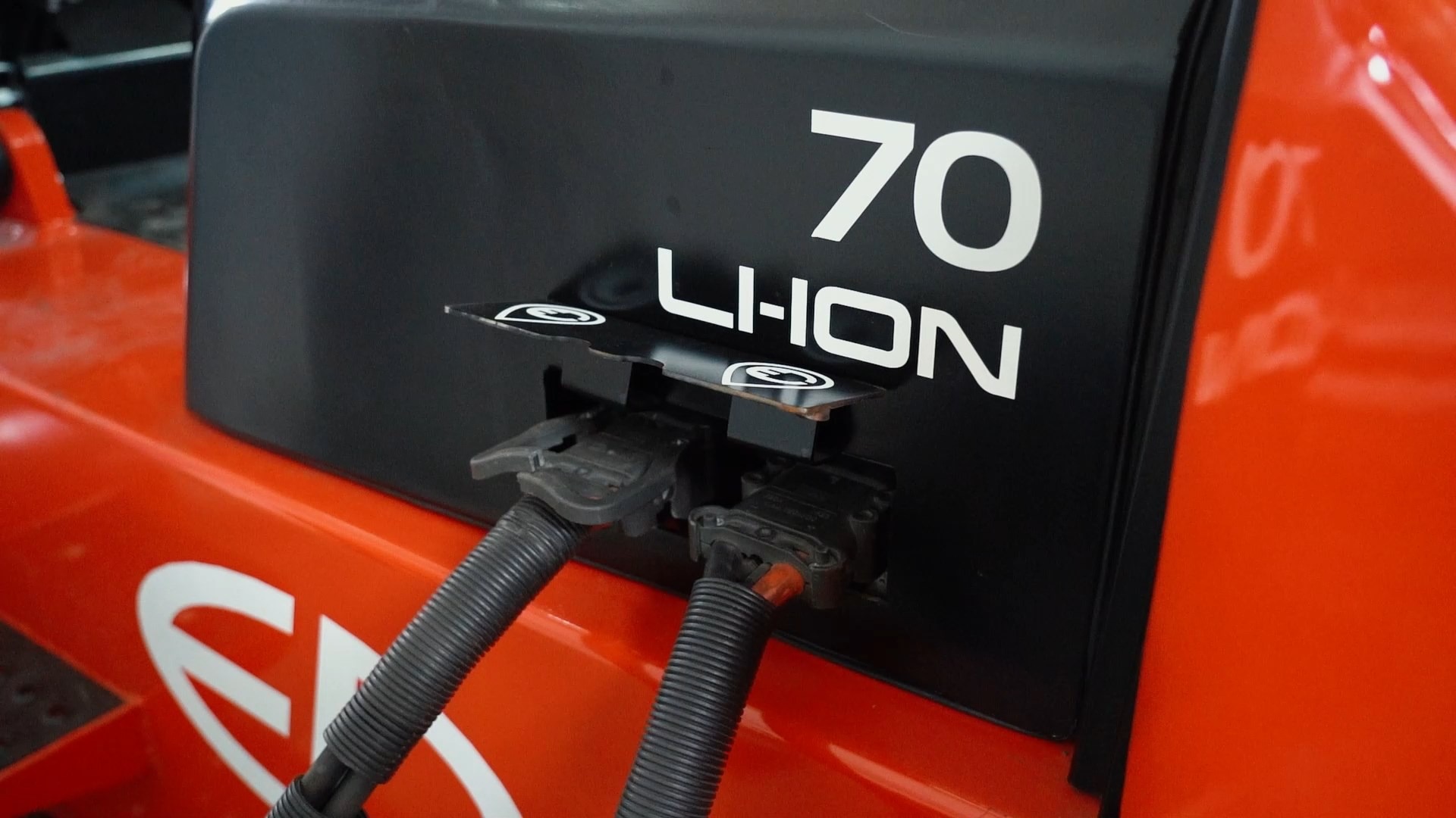 EFL Series Li-ion Forklift Truck