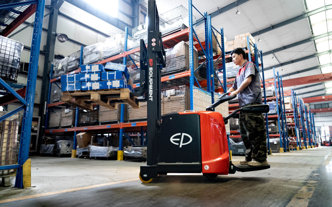 EP launches RSC082/122: New Electric Pallet Stacker